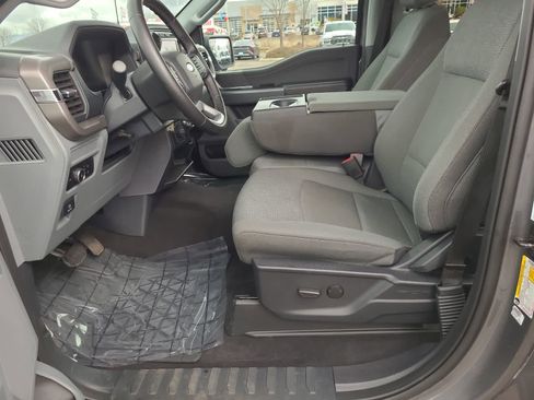 Used 2024 Ford F150 XLT w/ Tow/Haul Package image 19