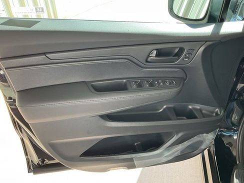 New 2026 Honda Odyssey EX-L image 5