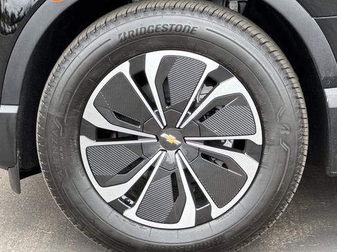 New 2025 Chevrolet Blazer EV LT image 25