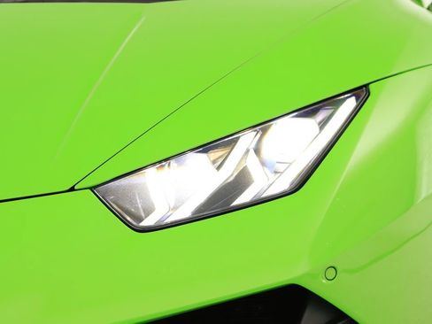 Used 2022 Lamborghini Huracan EVO RWD image 33