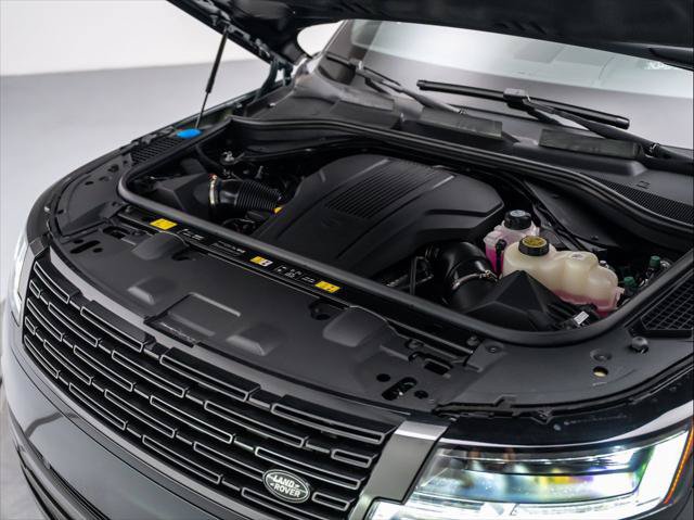 New 2026 Land Rover Range Rover SE AWD/4WD image 10