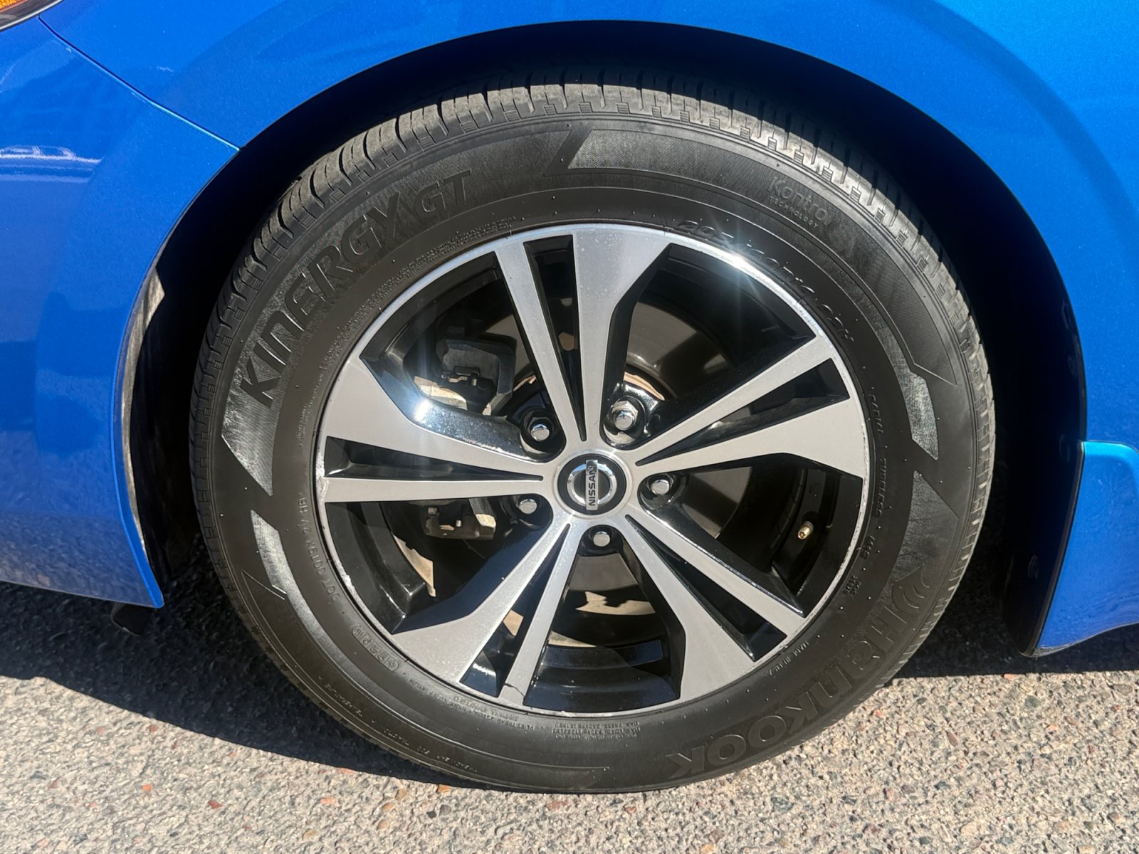 Used 2021 Nissan Sentra SV FWD image 11