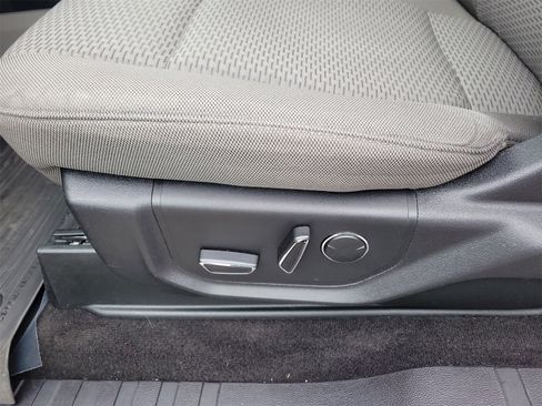 Used 2018 Ford F150 XLT w/ Equipment Group 302A Luxury image 17