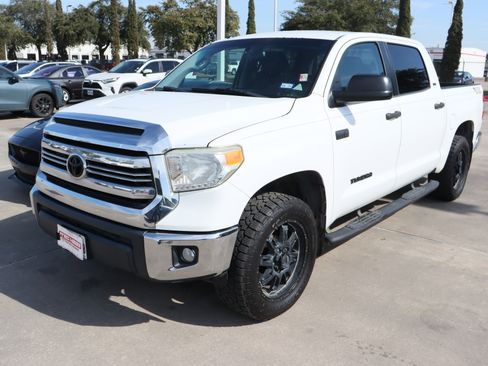 Used 2016 Toyota Tundra SR5 image 5