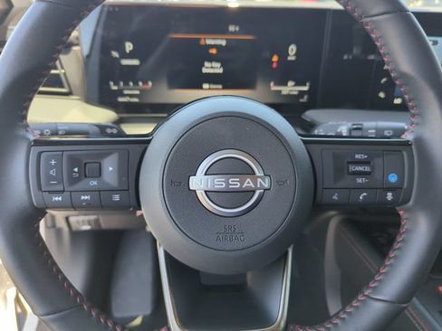 Certified 2025 Nissan Kicks SR FWD image 44