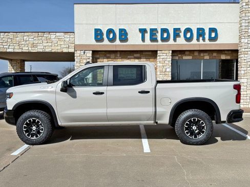 New 2026 Chevrolet Silverado 1500 ZR2 AWD/4WD image 2