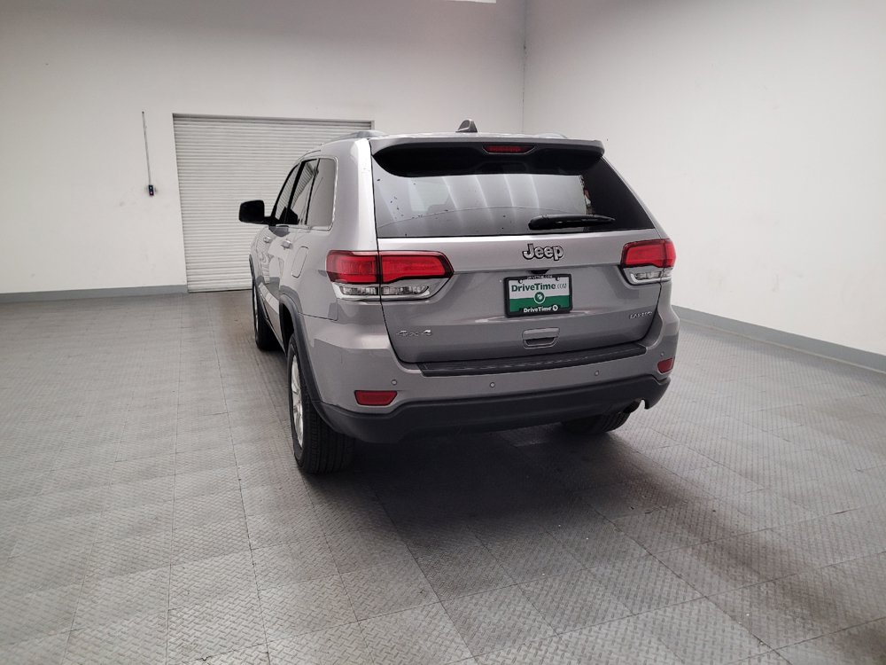 Used 2021 Jeep Grand Cherokee Laredo X AWD/4WD image 6