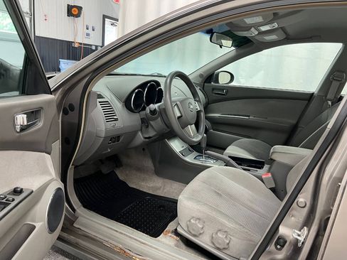 Used 2005 Nissan Altima 2.5 S FWD image 7