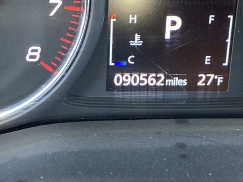 Used 2018 Mitsubishi Outlander ES image 24