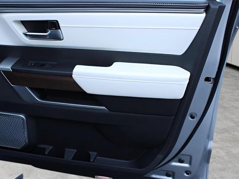 Certified 2024 Toyota Sequoia Capstone image 27