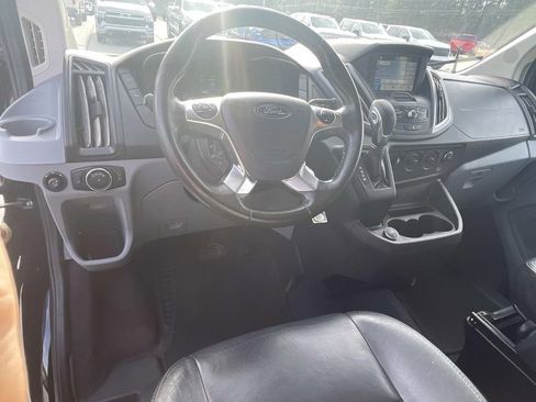 Used 2018 Ford Transit 350 XLT image 15