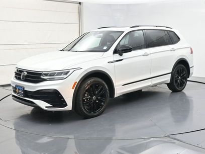 Used 2022 Volkswagen Tiguan SE R-Line