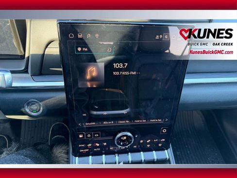 New 2026 GMC Terrain Elevation w/ Elevation Premium Package image 18