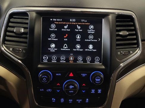 Used 2018 Jeep Grand Cherokee Limited AWD/4WD image 25