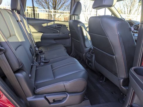 Certified 2023 Honda Passport TrailSport image 28