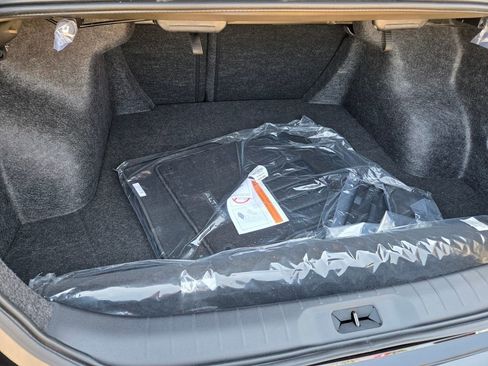 Certified 2025 Nissan Altima 2.5 S image 16