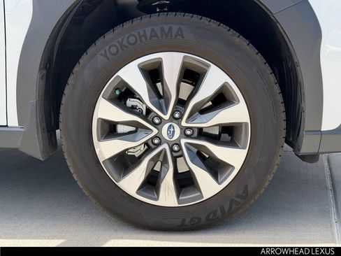 Used 2025 Subaru Outback Limited AWD/4WD image 10