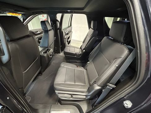 Used 2023 Chevrolet Tahoe Z71 w/ Luxury Package AWD/4WD image 50