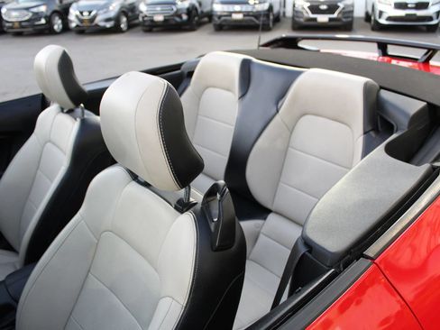Used 2015 Ford Mustang Premium RWD image 40