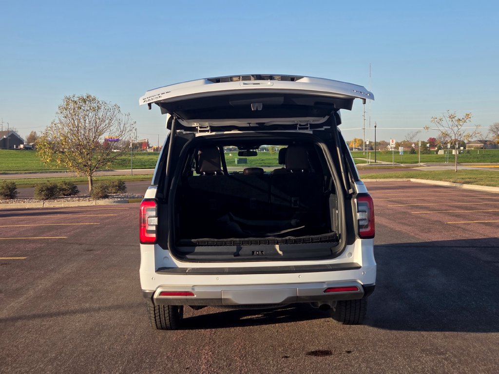 Used 2022 Ford Expedition Max Limited AWD/4WD image 39