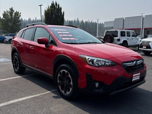 Used 2021 Subaru Crosstrek 2.0i Premium AWD/4WD image 3