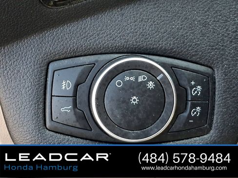 Used 2018 Ford Escape Titanium AWD/4WD image 26