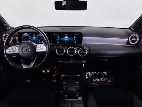 Certified 2023 Mercedes-Benz CLA 250 image 6