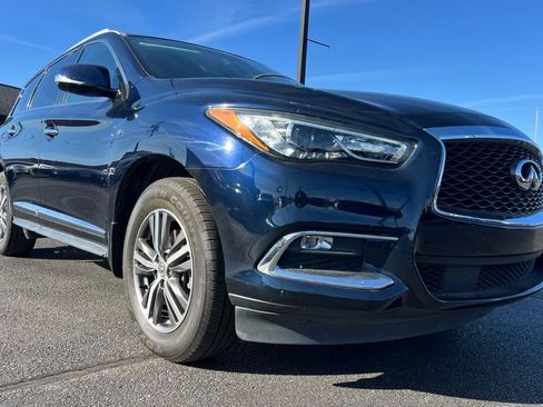 Used 2020 INFINITI QX60 Luxe w/ Essential Package image 11