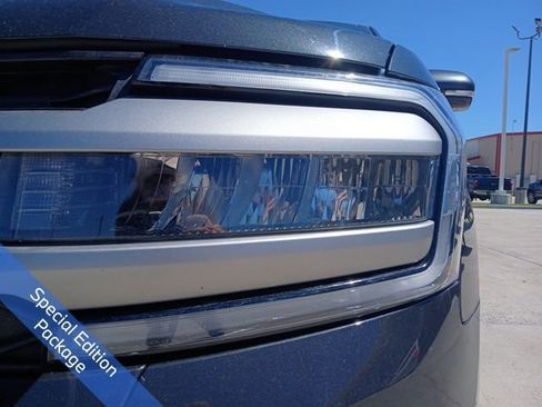 Used 2022 Ford Expedition Max XLT image 4