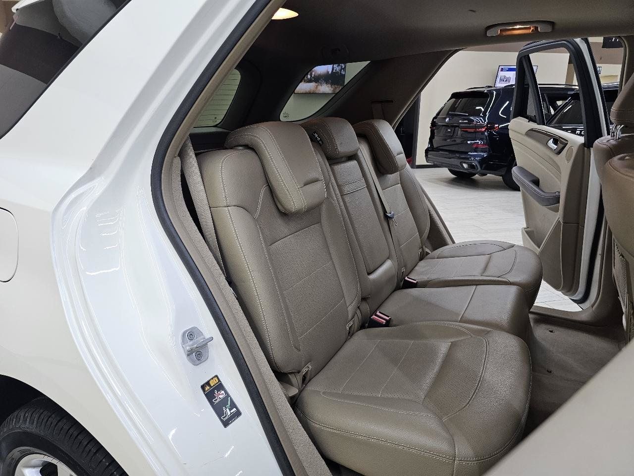 Used 2014 Mercedes-Benz ML 350 2WD image 24