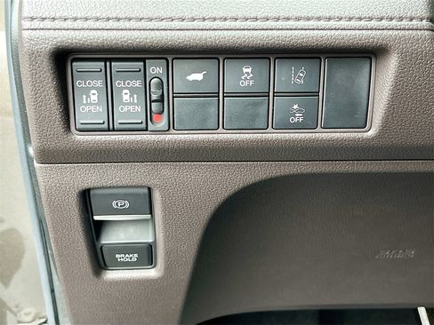 Used 2020 Honda Odyssey EX-L image 9