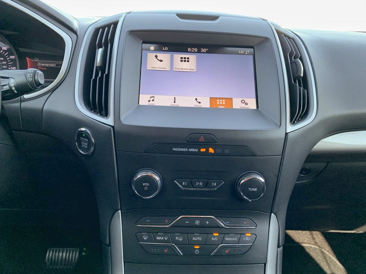 Used 2019 Ford Edge SEL AWD/4WD image 25