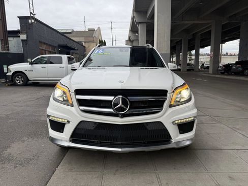 Used 2016 Mercedes-Benz GL 63 AMG 4MATIC image 2