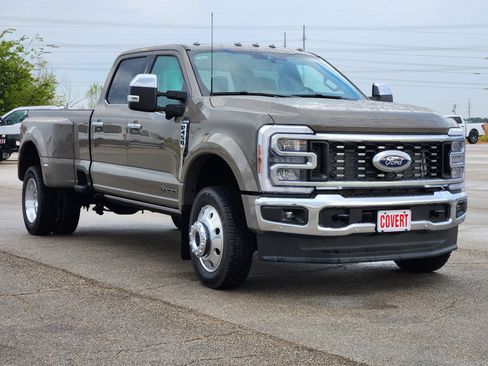 New 2026 Ford F450 King Ranch w/ Chrome Package AWD/4WD image 2