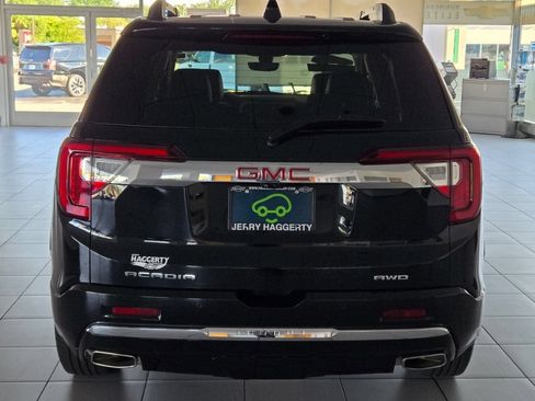 Certified 2023 GMC Acadia Denali w/ Denali Ultimate Package AWD/4WD image 13