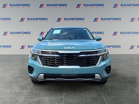 Used 2024 Kia Seltos EX AWD/4WD image 8