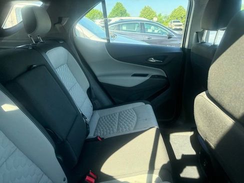 Used 2020 Chevrolet Equinox LS w/ LS Convenience Package FWD image 6