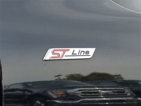 Certified 2023 Ford Escape ST-Line w/ Tech Pack #1 image 6