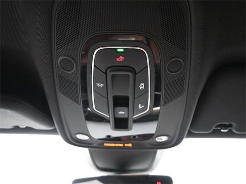 Used 2021 Audi A6 Premium Plus w/ Premium Plus Package image 18