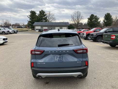 Used 2024 Ford Escape Active w/ Tech Pack #1 AWD/4WD image 7