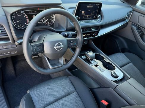 New 2026 Nissan Rogue SV AWD/4WD image 11