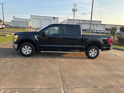Used 2021 Ford F150 XLT image 8