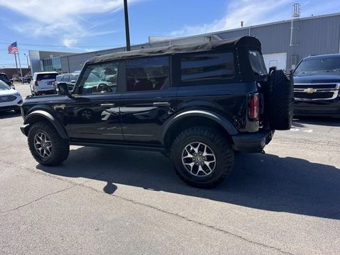 Used 2022 Ford Bronco Badlands image 6