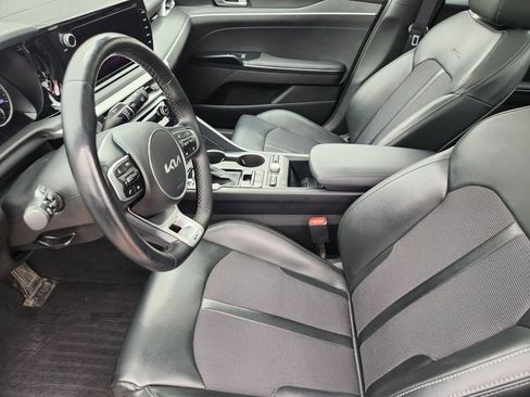Used 2023 Kia K5 GT-Line image 12