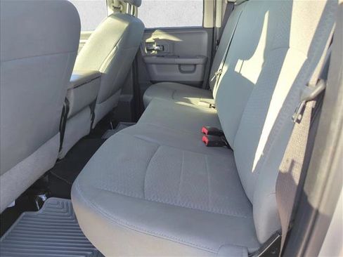Used 2016 RAM 1500 Classic SLT RWD image 7