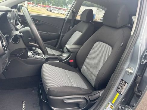 Used 2021 Hyundai Kona SEL FWD image 17