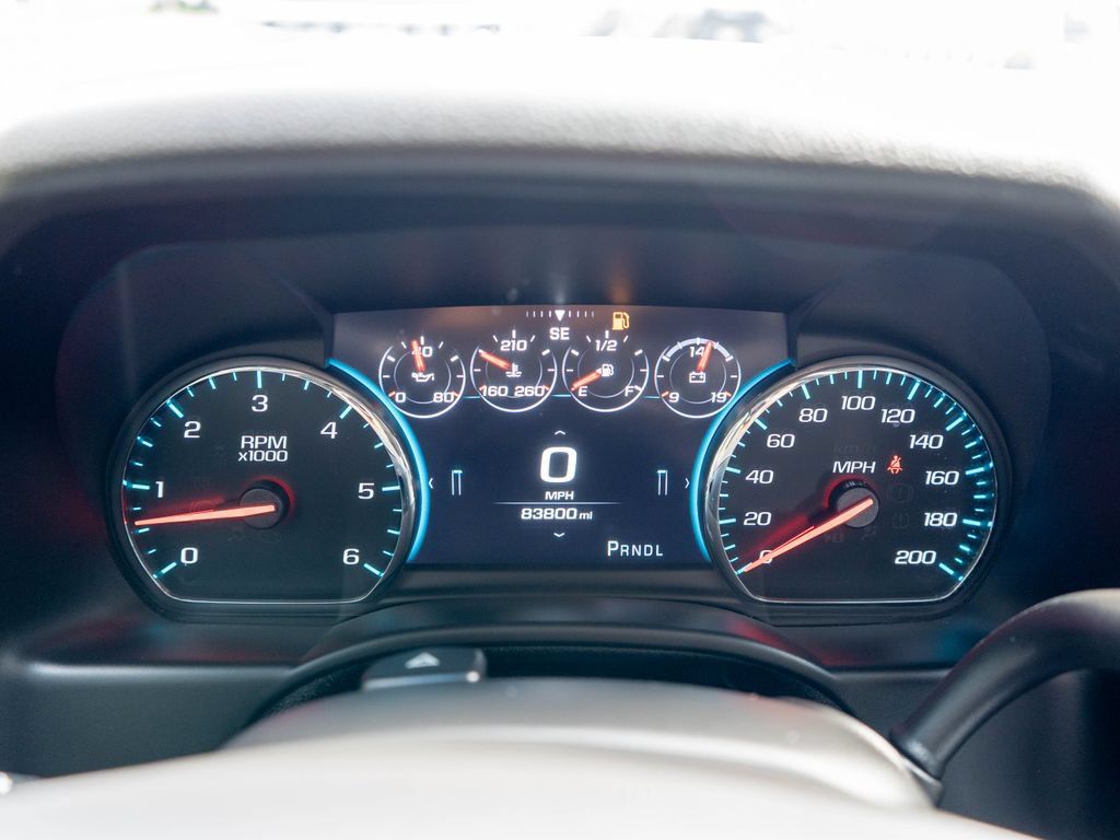 Used 2018 GMC Yukon Denali w/ Denali Ultimate Black Edition AWD/4WD image 26