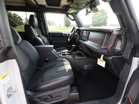 New 2026 Ford Bronco Raptor w/ Interior Carbon Fiber Pack AWD/4WD image 21