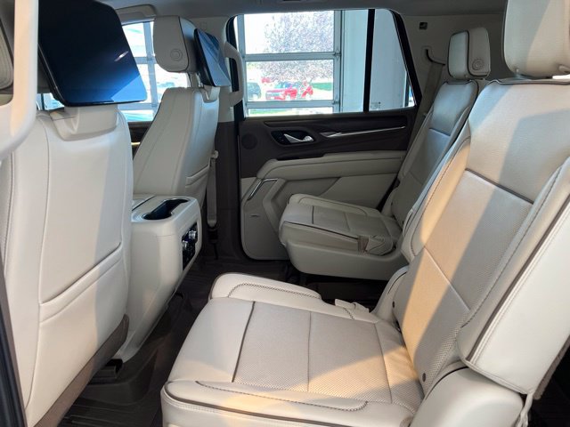 Used 2021 GMC Yukon Denali w/ Denali Premium Package AWD/4WD image 26