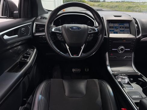 Used 2019 Ford Edge ST AWD/4WD image 13